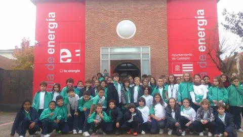 25-Alumnos-Anunciata-en-el-Aula-de-la-Energ&iacute;a-de-Castej&oacute;n-1104.jpg