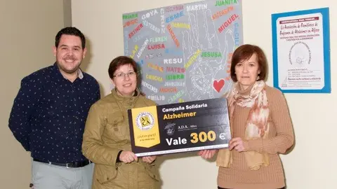 26-Campa&ntilde;a-solidaria-Adeca-Alzheimer-1104.jpg