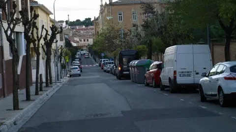 5-calle-San-Francisco-Javier-sin-luz-y-robo-en-los-coches-1109.jpg