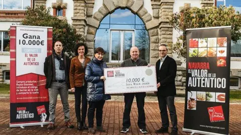 23-Entrega_cheque_elvalordeloautentico_baja-1109.jpg