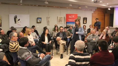 13-Sara-Orradre-candidata-socialista-en-Alfaro-1109.jpg