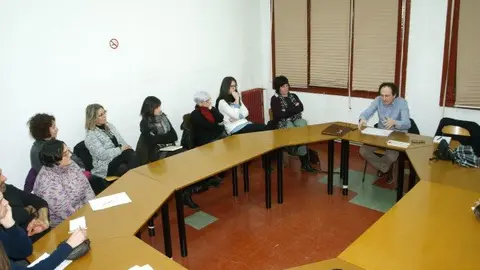 7-Charla-informativa-sobre-Psicolog&iacute;a-Hol&iacute;stica-1110.jpg