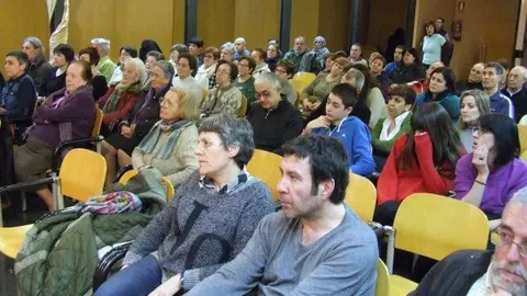 10-Charla-Plataforma-en-Defensa-de-la-Sanidad-P&uacute;blica-Castej&oacute;n-1111.jpg