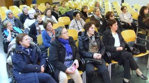 10-Asamblea-de-Mujeres-de-Castej&oacute;n-1111.jpg