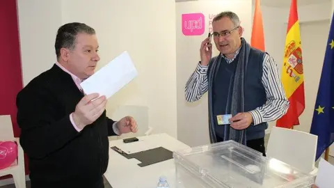9-Javier-Fern&aacute;ndez-candidato-a-la-alcald&iacute;a-de-UPyD-1111.jpg
