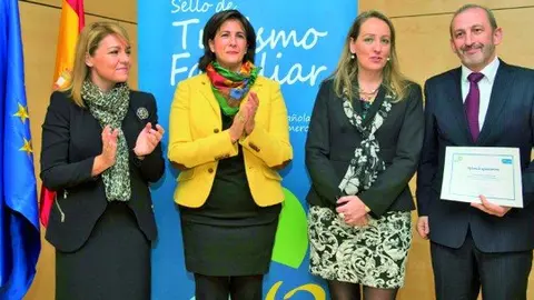 7-Entrega-diploma-Sendaviva-1113.jpg