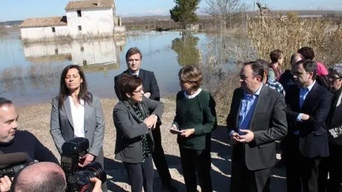 16-Visita-de-la-ministra-Garc&iacute;a-Tejerina-a-Alfaro-1116.jpg