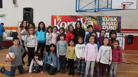 14-Fiesta-de-la-Korrika-en-Cintru&eacute;nigo-1118.jpg