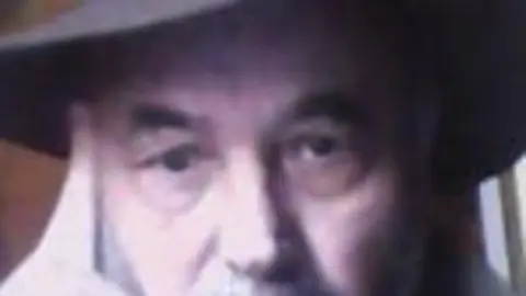 Carlos-Charela.jpg