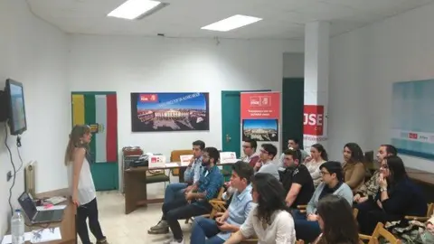 13-Alfaro-encuentro-de-j&oacute;venes-con-Sara-Orradre-1121.jpg