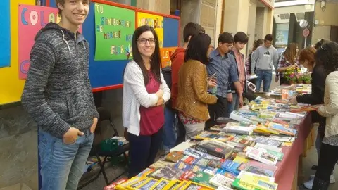 28-Mercadillo-solidario-1124.jpg