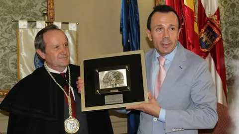 Portada-13-Jes&uacute;s-Mari-Montes-Fern&aacute;ndez-caballero-de-honor-1124.jpg