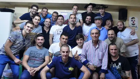 42-Comida-del-I-torneo-de-Mus-de-La-Resaka-88-1127.jpg