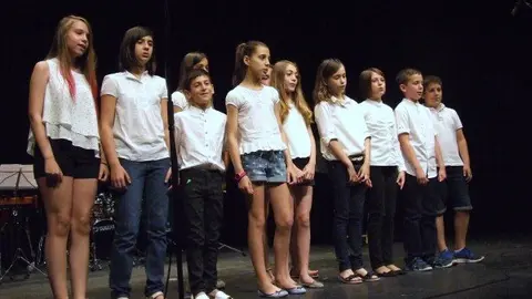 7-Escuela-de-M&uacute;sica-de-Castej&oacute;n-fin-de-curso-1129.jpg
