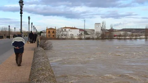 19-R&iacute;o-Ebro-pasando-por-Tudela-1131.jpg