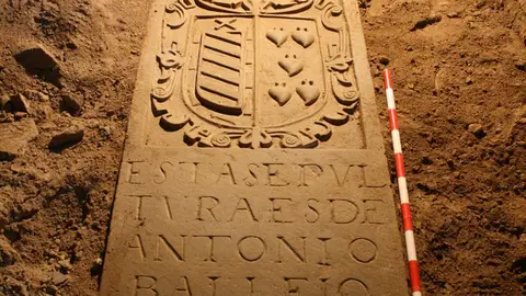 8-Sepultura-Antonio-Ballejo-en-San-Nicol&aacute;s-1137.jpeg