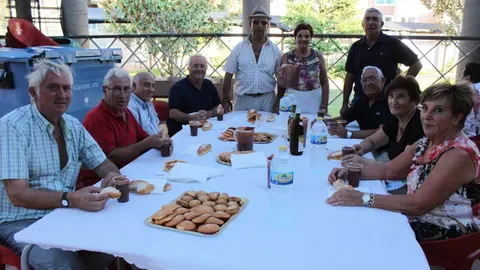 7-Choclolatada-para-los-jubilados-en-Cintru&eacute;nigo-1139-1024x682.jpg