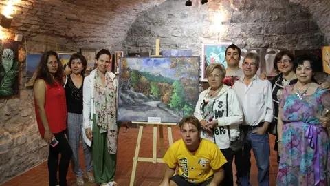 7-Exposicion-de-los-alumnos-de-Ana-Carcavilla-en-Letras-a-la-Taza-1143-1024x682.jpg