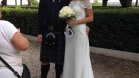 31-Boda-de-Esther-Orta-y-Graeme-Denham-1144-225x300.jpg