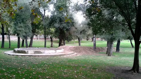 10-Instalacion-tirolina-en-Ejea-1144.jpg