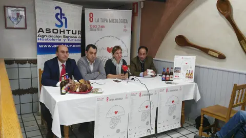 RuedaPrensa_Semana-Tapa-Micol&oacute;gica_23oct15.jpg