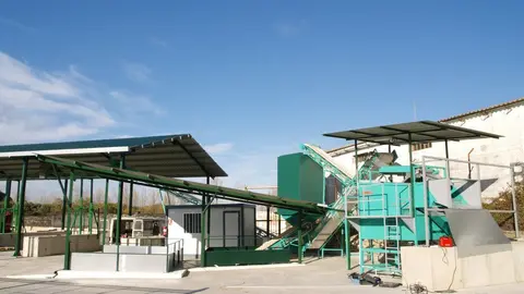 2-Instalaciones-de-Olituriaso-en-el-Trujal-La-Ver&oacute;nica-1148-1024x768.jpg