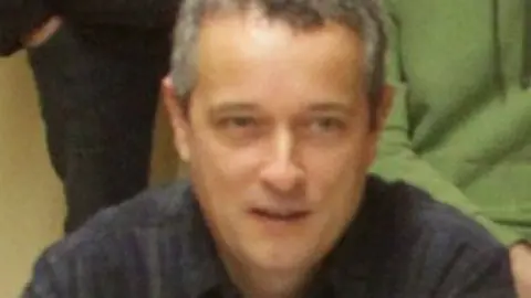10-Gustavo-Gil-P&eacute;rez-Nievas-cabeza-de-lista-de-CUP-Tudela-1119-300x275.jpg