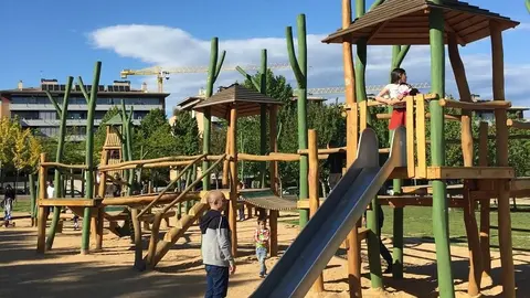 4-Un-parque-infantil-decente-en-Tudela-1167.jpg
