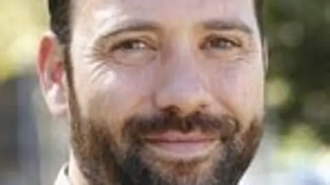 Carlos-Moreno-1.jpg