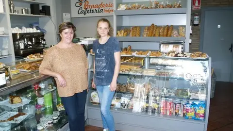 38-Panader&iacute;a-Cafeter&iacute;a-Iratxe-Pili-y-Cristina-1177.jpg