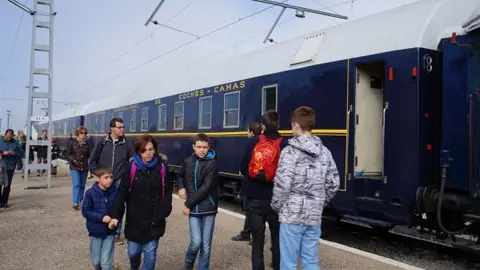 TREN-AZUL-022.jpg