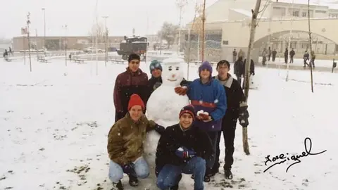48-Mu&ntilde;eco-de-nieve-16-12-97-1181.jpg