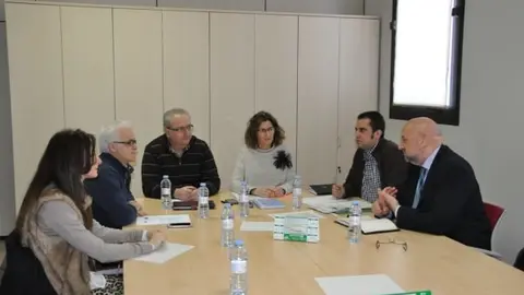 Reunion-I-Plan-Local-de-Comercio-de-Ejea.jpg