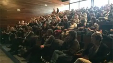 JORNADAEMPLEO1A.jpg