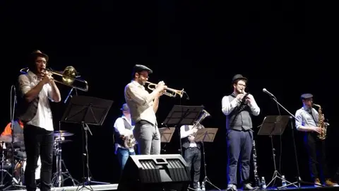 LA-MUZA-BAND-086.jpg