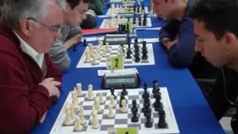 IV-Torneo-Ajedrez-Entrevinas-.jpg
