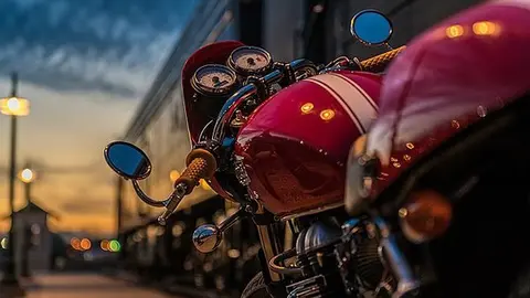 motorcycle-2186589_640.jpg