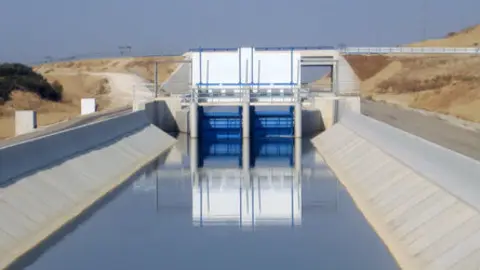 Canal de Navarra
