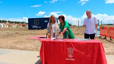 Milagro nuevas piscinas proyecto