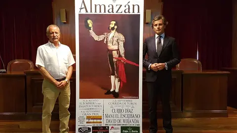 Presentaci&oacute;n-Toros-Almaz&aacute;n-2017