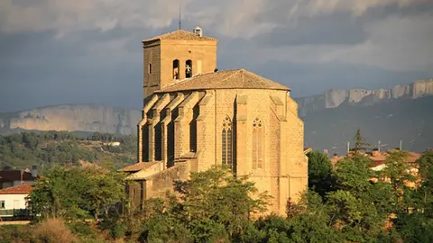 Iglesia de Villatuerta