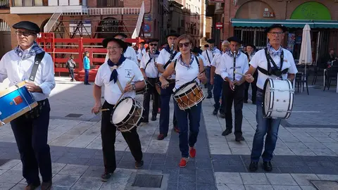 Txistularis en acci&oacute;n durante el D&iacute;a del Euskera en Villafranca