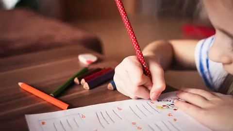 28 Programa de refuerzo gratuito y fuera del horario lectivo 1203