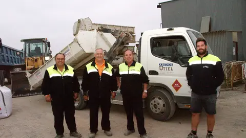 Raimundo, &Aacute;ngel, Alberto y Bruno forman el equipo humano de &Aacute;ridos Utiel