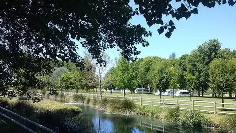 &Aacute;rea Autocaravanas