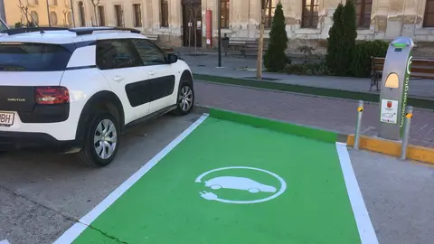Nuevo punto de recarga en Falces