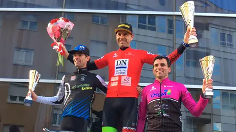 Tito Espada campe&oacute;n