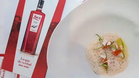 La nueva botella de Patxar&aacute;n y un plato que se puede disfrutar estos d&iacute;as
