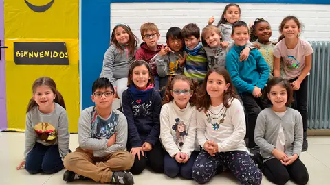 Alumnos de 2&ordm; de Elvira Espa&ntilde;a (Tudela) que colaboraron con este reportaje para conocer la Navidad