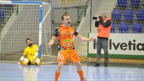 Pedro celebrando un gol tudelano